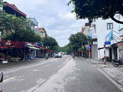 Bán đất siêu vip 1 nhà ra mặt phố việt hưng - đầu tư tốt 1