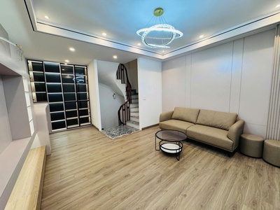 Siêu phẩm 6 tầng tại phố hoa lâm - việt hưng giá rẻ 3