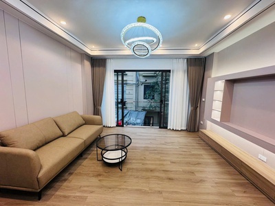 Siêu phẩm 6 tầng tại phố hoa lâm - việt hưng giá rẻ 2
