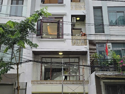 Bán nhà riêng tại ngay ql32 lai xá, 14,6 tỷ, 67m2, 6pn   4wc   5 tầng 0