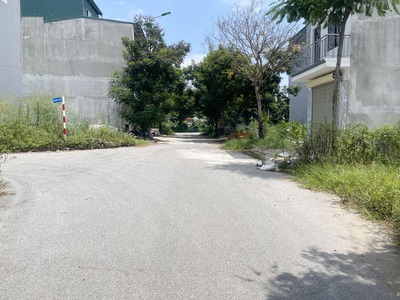Cần bán 32,1m2 đất TĐC Trâu Quỳ, Gia Lâm. View vườn hoa, thoáng mát vĩnh viễn 0
