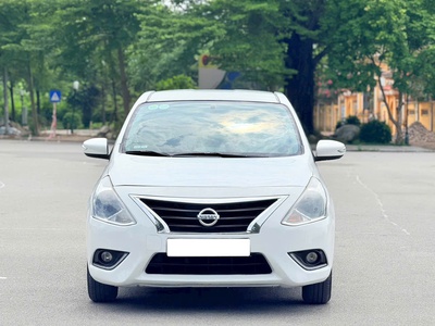 Bán xe Nissan Sunny XV Premium 2019   trắng zin đẹp 0