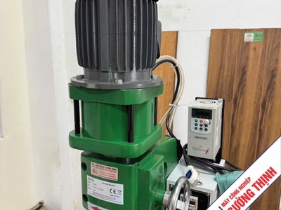 Máy tán đinh rive   Máy tán đinh khí nén để nâng cao năng suất 8