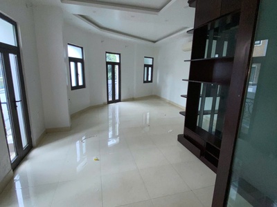 Cần cho thuê gấp siêu phẩm lô góc 3 mặt tiền tại HOÀNG HUY RIVERSIDE 5
