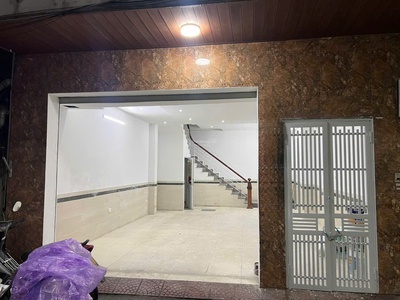 Cho thuê nhà ngõ 213 Trung Kính, Cầu Giấy 65m x 5T giá 29 triệu, NGÕ NÔNG - Ô TÔ 2