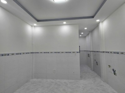 Khó tìm gần tân phú xe hơi nhà mới giá thiếu nhi 2đồng95 trệt lầu 0