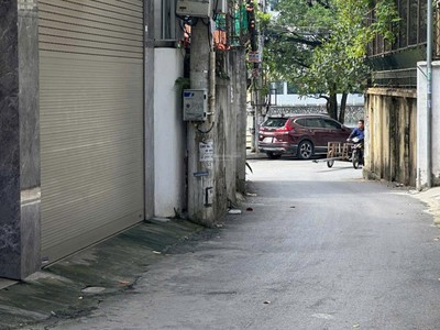 Nhà đẹp lõi bồ đề - gần hồ, gần chợ - nằm giữa 2 cầu chương dường và trần hưng đạo 2