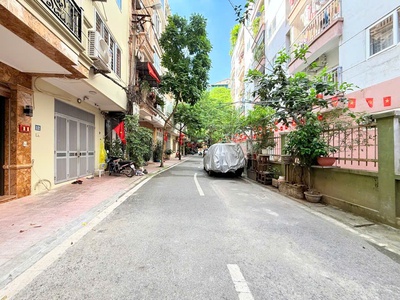 Phân lô - vỉa hè ô tô tránh - kinh doanh văn phòng - 9 tầng - full nội thất 1