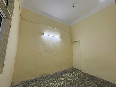Cho thuê nhà nhỏ   gần chợ hôm 2
