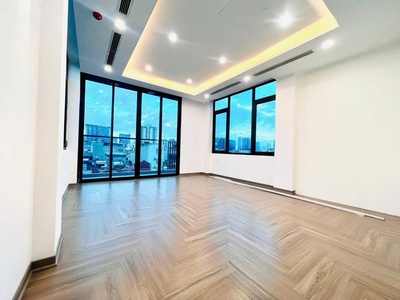 Bán toà nhà trung hoà, cầu giấy - 73m x 9t thang máy có hầm - gara ô tô - kinh doanh 1