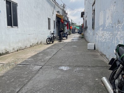 Cực hiếm 80m  giá rẻ bất ngờ 3,999ty ngay trung tâm gíap tân phú 0