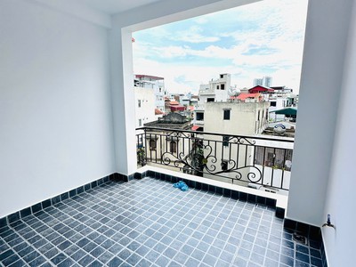Chính chủ cần nhượng  lại căn nhà tại ngõ 282 kim giang, dt36m2, 4 tầng giá 7,6 tỷ. 4