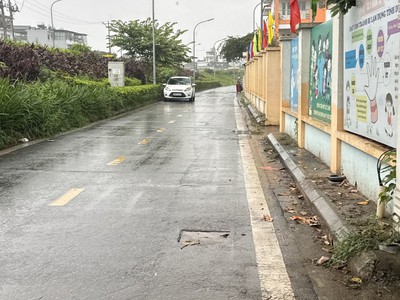 Quá hiếm rồi. đất vàng mặt phố ngọc thụy 370m2, mt 9m, sát trường, cạnh chợ - 45 tỷ có tl 3