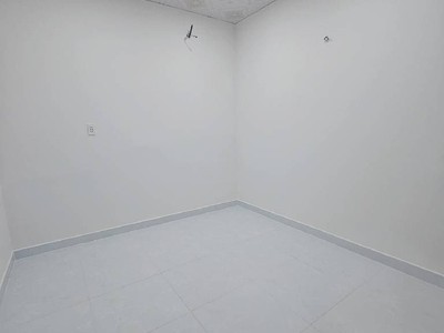 Đối diện đhct   hẻm xe hơi thông   nhà mới 2 tầng   53m   full nội thất chỉ 4.x tỷ 4