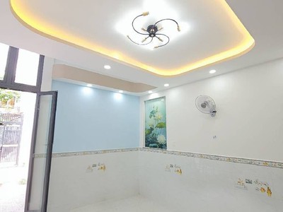 Đối diện đhct   hẻm xe hơi thông   nhà mới 2 tầng   53m   full nội thất chỉ 4.x tỷ 1