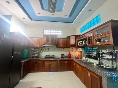 Bán nhà đường số 24, phường hiệp bình, tp hcm. dt 105m2, 3 tầng, 3pn. sổ hồng, giá 11.85  tỷ. 2