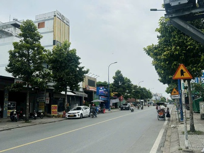 Bán nhà  12x25  mặt tiền lê thị hà   vị trí vàng trung tâm hóc môn 1