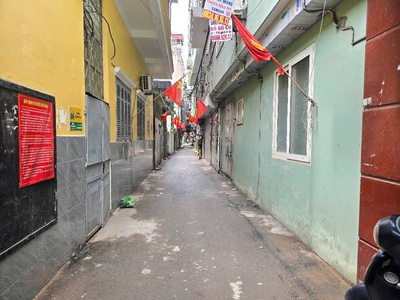 Nhà xuân đỉnh 61m, 7 tầng , siêu hiếm, 16 phòng khép kín, thằng máy vù vù, oto đỗ cửa, nhà xây chắc 4