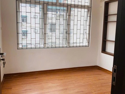 Bán nhà 4 tầng tại  phố đại từ  - 2 mặt thoáng- ngõ to thẳng tắp - sát hồ đại từ, linh đàm 3