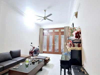 Bán nhà khu đô thị đại kim - phân lô vỉa hè - trước nhà 3 tô tránh dừng đỗ - 2 thoáng trước sau 2