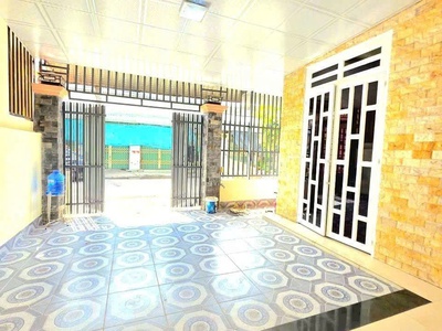 Bán nhà đẹp trung tâm dĩ an,ngang 8m,đường 10m thông thoáng,gần vincom 2
