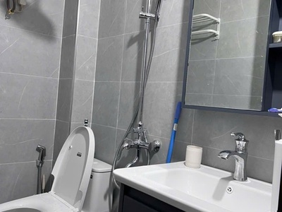 Dịch vọng cầu giấy 68m x5 tầng 15,5 tỷ ngõ thẳng,gần phố,lô góc,ô chờ thang máy 4