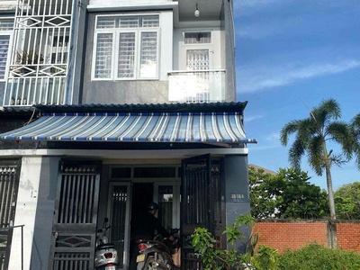 Giảm mạnh 200tr - nhà chính chủ cần bán - không nhận môi giới 0