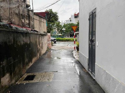 Nhà ngọc thụy   37m    mt 6.5m   ngõ ô tô   vị trí đẹp trung tâm long biên 0
