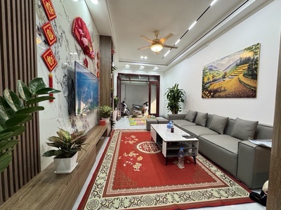 Xuân thủy 35m x6 tầng thang máy 12,950 tỷ nhà đẹp full nội thất mặt ngõ thông,20m ra phố 1