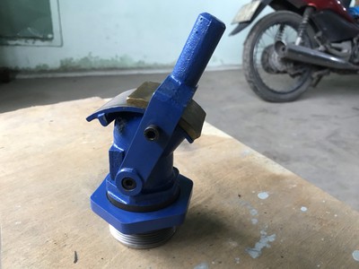 Van Cổng 2 Inch Chiết Rót Hóa Chất Độ Nhớt Cao Từ Thùng Phuy 200L 0