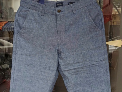 Quần dài linen đũi với chất vải cotton thoáng mát phù hợp đi biển hay đi du lịch 5