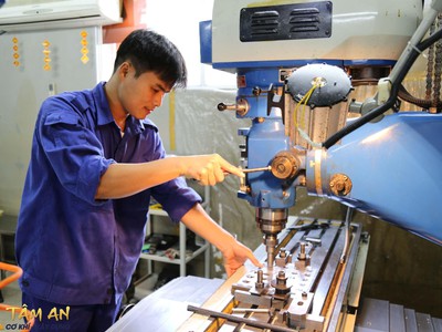 Lý Do Nên Chọn Xưởng Cơ Khí Tại Hà Nội Cho Sản Xuất 1