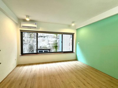 Bán nhà riêng phố bồ đề 35m2 x  5 tầng mt 4m,7.5 tỷ long biên hà nội. 2