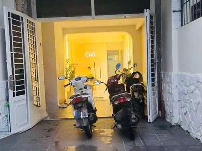 Q.10   tô hiến thành   89m    nhà 3 tầng hxh   dòng tiền 2