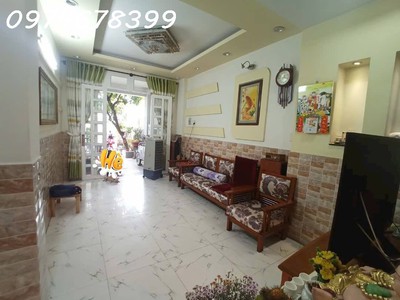 Chính chủ cần bán q.4 - căn nhà tâm huyết chủ tự tay xây - 82m2 nhà đẹp, rộng thoáng, coi là thích 1