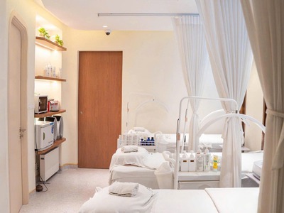 Sang nhượng spa cao cấp   view trung tâm vincom bà triệu 2