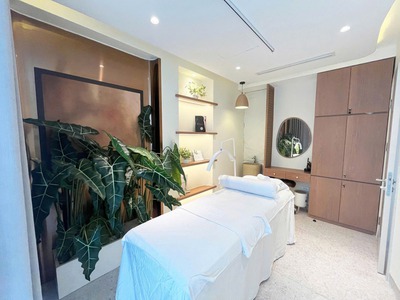 Sang nhượng spa cao cấp   view trung tâm vincom bà triệu 3