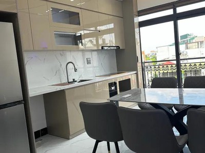 Chỉ 9.x tỷ thôi - nhà  ngọc thụy 36m2, 6t thang máy, ô tô đỗ cạnh nhà, 2 thoáng, full nt 0