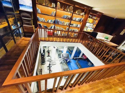 Phố ngọc thụy dòng tiền 100tr/tháng, tòa nhà căn hộ 115m2, 7t,  ô tô thông , chỉ 2x tỷ 3