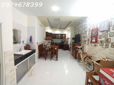 Chính chủ cần bán q.4 - căn nhà tâm huyết chủ tự tay xây - 82m2 nhà đẹp, rộng thoáng, coi là thích 2