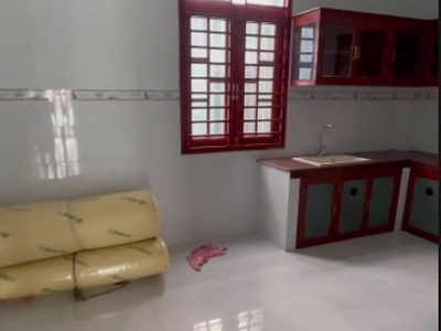 Căn nhà mặt phố đẹp tại bình tân - 80m2 giá 9.8 tỷ sổ đỏ chính chủ, tiện nghi đầy đủ cho gia đình 2