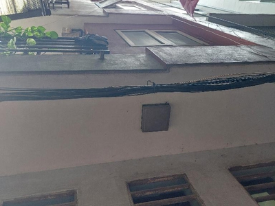  nhà đẹp   ở ngay   vị trí trung tâm phố hào nam  0