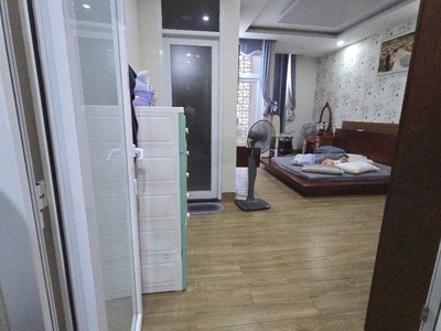 Bán nhà lầu đẹp sr, tc, đường nhựa thông, gần gx lộc lâm chỉ 3 tỷ 790 4