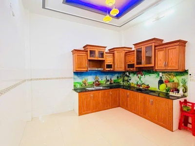 Nhà 2 tầng - kề tân phú - hẻm xe hơi - chỉ hơn 3 tỷ 1