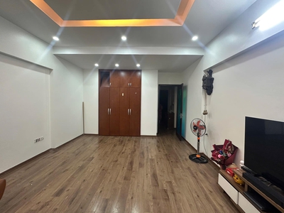Bán nhà thanh xuân, phân lô oto tránh kinh doanh, 50m2 lô góc 2 mặt thoáng, chỉ 22.x tỷ 2