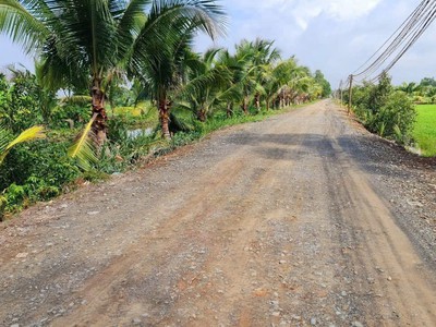 Bán đất ở long an tổng diện tích 2 mảnh 7200 m2 giá cả thương lượng với người mua 2