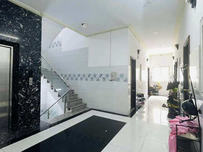 Dt 1.6 tỷ năm - 190m2 - gần sân bay -hxh- 32 phòng - sổ a4 - chỉ 21.5 tỷ 2
