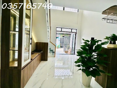 Bán nhà 1 trệt 1 lửng full nội thất   giá chỉ 5 tỷ 250 triệu   hẻm 160 - trục đường chính lã xuân 1