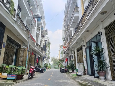 Siêu phẩm liên khu 4-5 gần chợ bình thành hẻm 7m 50m2 ngang gần 6m,4tầng 5 tỷ 150 0