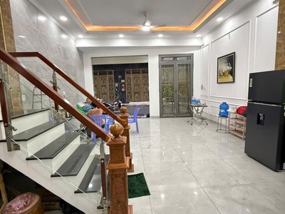 Siêu phẩm liên khu 4-5 gần chợ bình thành hẻm 7m 50m2 ngang gần 6m,4tầng 5 tỷ 150 2